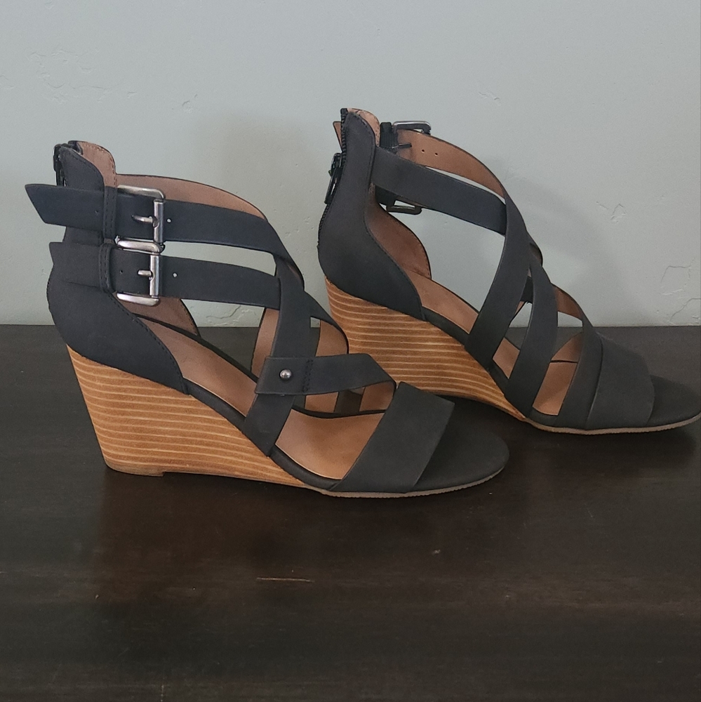 Crown Vintage Women's Heeled Sandals